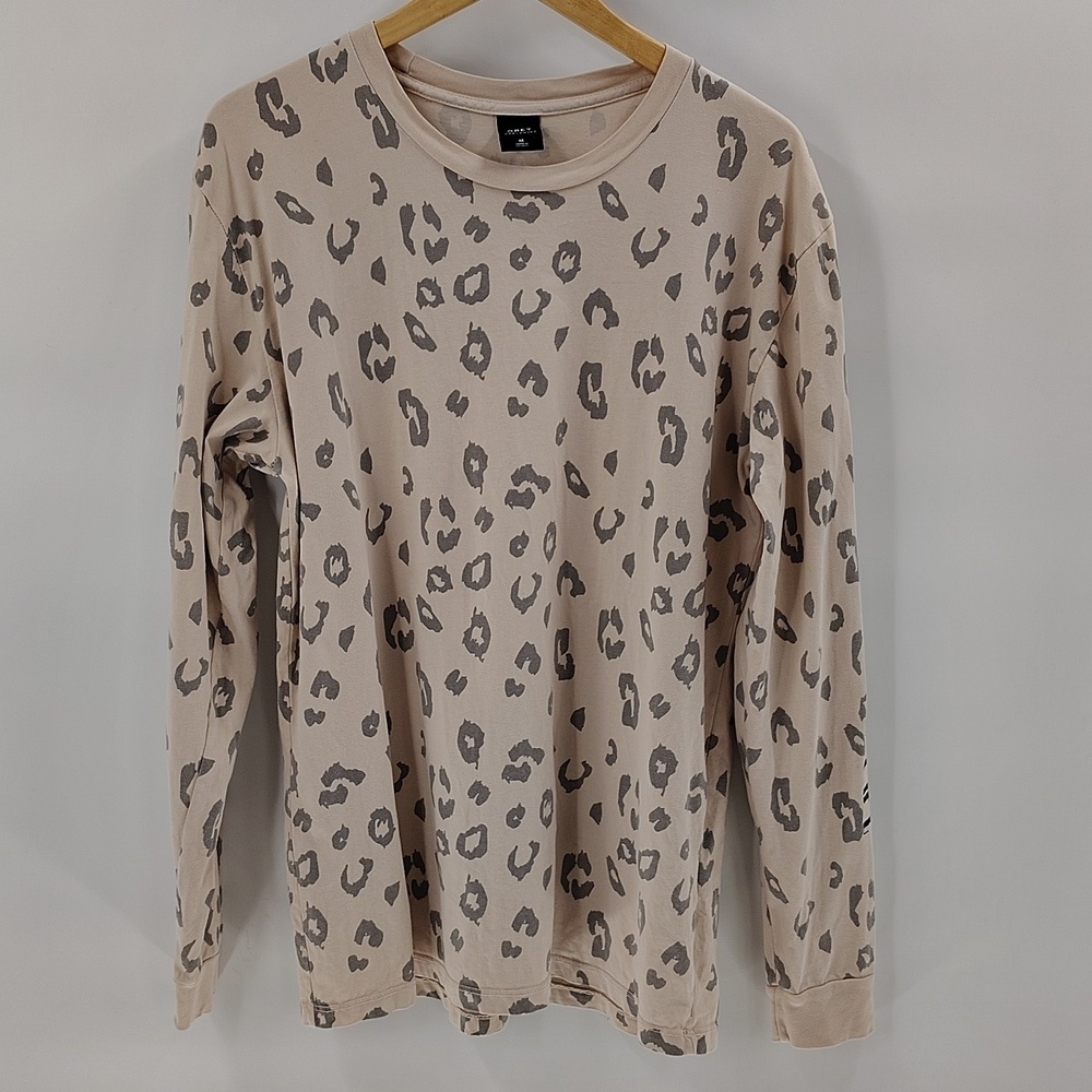 OBEY Leopard Print Crew Neck Shirt Size Medium Tan Obay Worldwide Sleeves